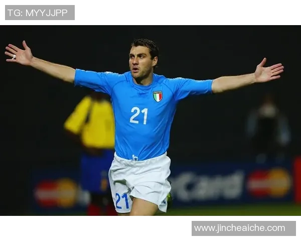 当前世界足坛排名第三的足球前锋是谁他的表现如何 当前世界足坛排名第三的足球前锋是谁他的表现如何